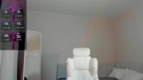 Rene online show from December 2, 1:20 pm