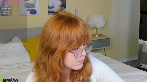 reneefoxy_ online show from July 24, 11:57 pm