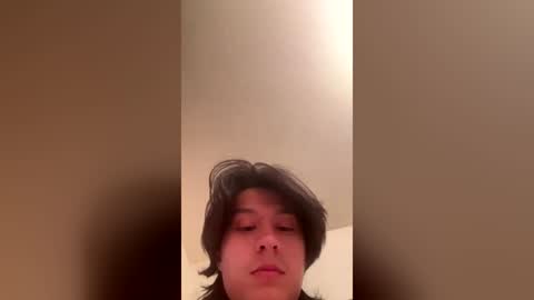 renzogzz online show from July 30, 10:38 am