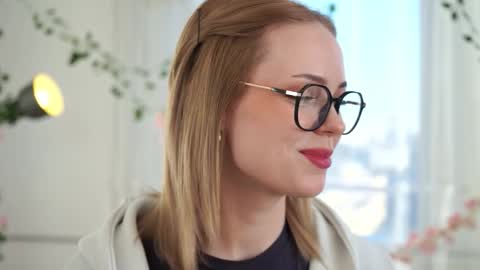 Sofia online show from November 17, 5:32 am