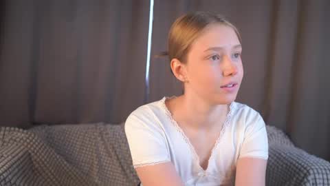 revamcallister online show from June 4, 4:29 am