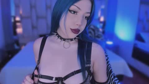 Reven  online show from February 24, 7:39 pm