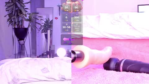 Snapshot of revy_black69 chatting on February 25, 12:03 am Rebecca y sarih online show from February 25, 12:03 am