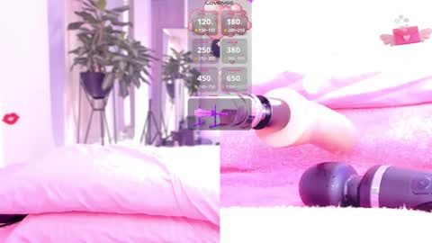 Snapshot of revy_black69 chatting on December 29, 4:08 pm Rebecca y sarih online show from December 29, 4:08 pm