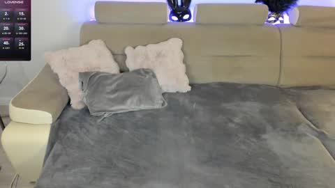 Serenna online show from January 19, 10:49 pm
