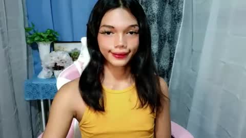 Rhiana online show from November 24, 4:33 am