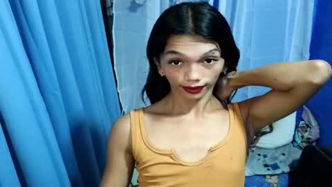 Rhiana online show from November 2, 9:09 am