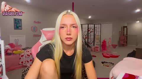 ria  online show from November 28, 4:20 am