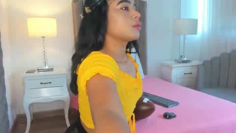 riby  online show from February 5, 7:50 pm