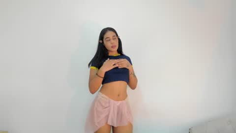 riby  online show from June 12, 7:02 pm