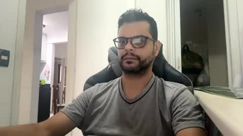 ricamenezes81823326 online show from June 15, 1:03 pm