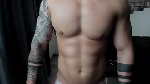 RichardDarell online show from October 24, 6:03 am