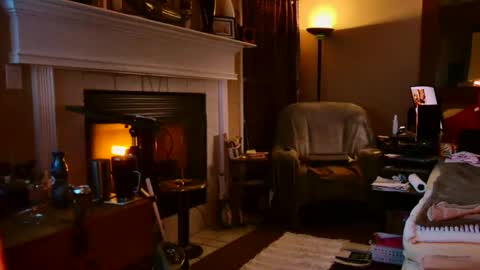 PINK HOLE TWINK online show from February 19, 7:50 am