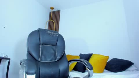 Ricky  online show from February 15, 11:14 pm