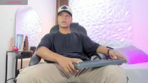 Ricky  online show from October 20, 2:44 pm