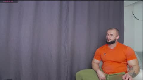 rickymiami1 online show from November 26, 7:10 pm