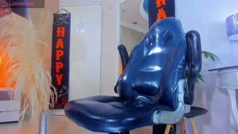 RicoBrowm online show from October 28, 5:30 am