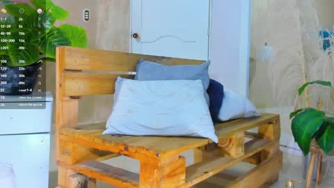 RicoBrowm online show from April 13, 7:56 am