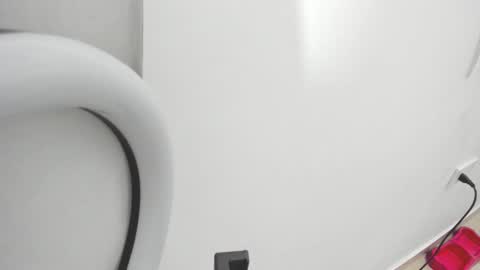 Rihanna hotx online show from February 4, 3:10 am