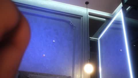    if you wanna buy smth stockingsph etc  custom videos or pics  online show from March 13, 11:24 am