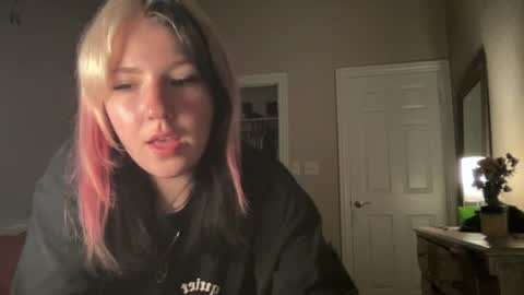 rileycooperrr online show from June 13, 4:45 am