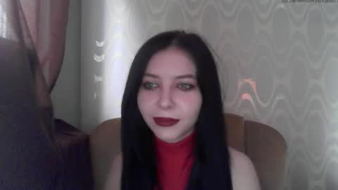 Riley online show from June 4, 8:20 am