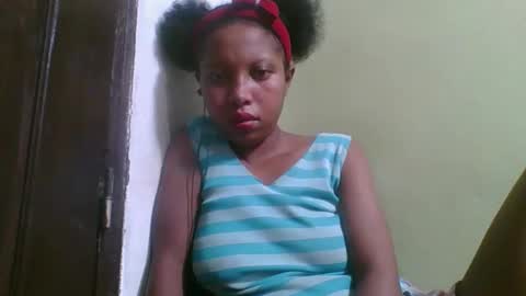 rinah654271 online show from March 31, 8:48 am