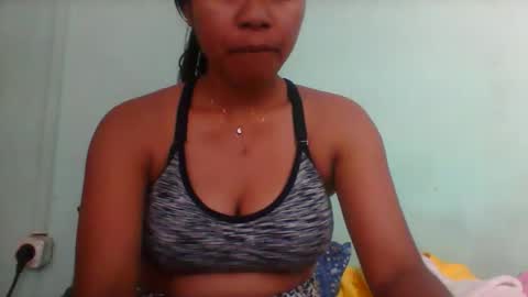 rinah856024 online show from November 21, 9:51 am