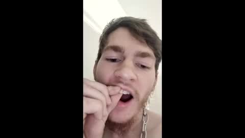 riseagainstt online show from December 21, 9:16 am