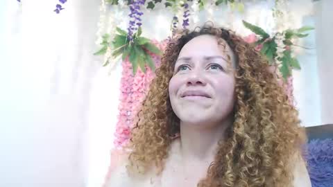 Risitos De Oro online show from November 19, 12:54 am