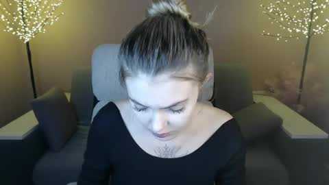 ritaneer online show from December 17, 9:07 am