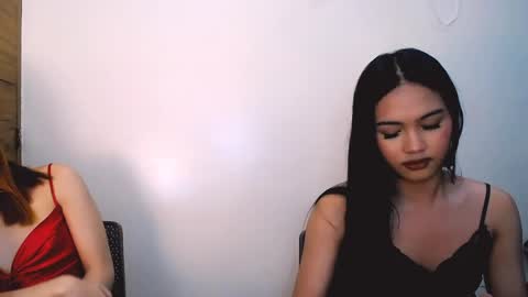 riyah_parker online show from June 5, 6:52 am