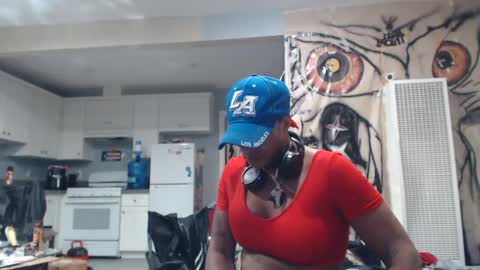 Nikki Thickts online show from January 17, 3:34 am