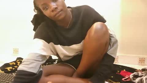 rlessing2 online show from January 9, 11:10 pm