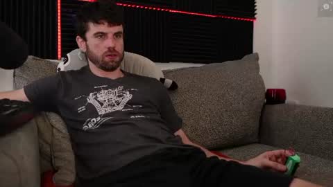 Ryan aka KeylimeRy online show from July 19, 6:21 pm