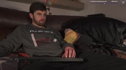 Ryan aka KeylimeRy online show from March 7, 11:51 am