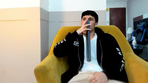 Roan Birkin online show from February 25, 10:13 pm