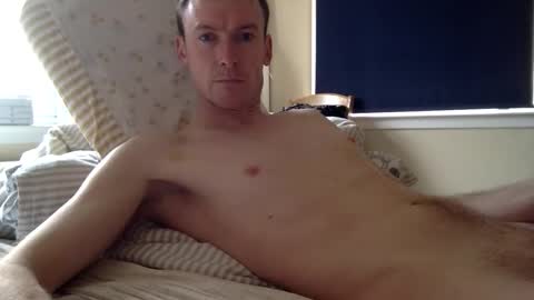 rob00435295 online show from February 21, 11:13 am