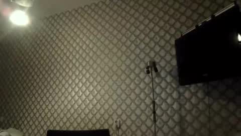 rob18997 online show from December 19, 7:09 pm