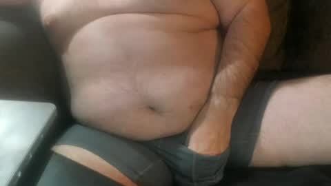 Snapshot of robbyk1972 chatting on January 18, 8:30 pm Tony online show from January 18, 8:30 pm