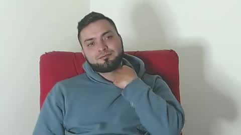 Snapshot of robert_leroy chatting on October 3, 7:16 am Stiven - online show from October 3, 7:16 am