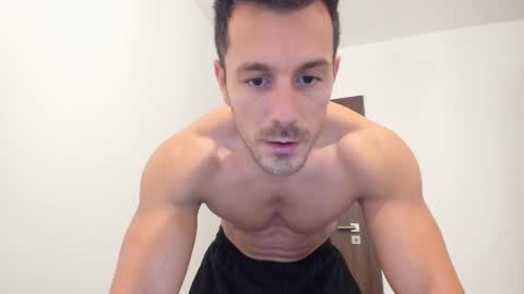 roberto4ever online show from February 13, 4:10 pm