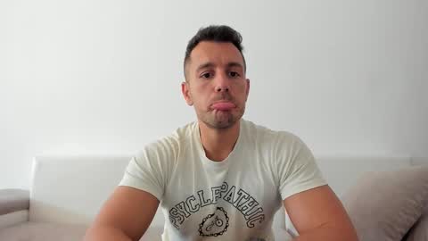 roberto4ever online show from September 13, 11:12 am