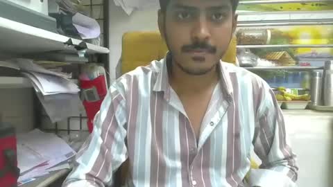 Snapshot of robertsalia220 chatting on March 8, 12:52 pm Robertsalia online show from March 8, 12:52 pm