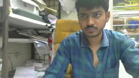 Snapshot of robertsalia220 chatting on March 6, 2:18 pm Robertsalia online show from March 6, 2:18 pm