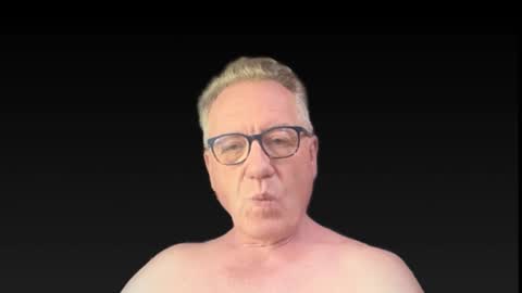 RobertTheRabbit online show from September 20, 11:24 am