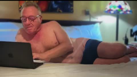 RobertTheRabbit online show from July 28, 7:37 pm