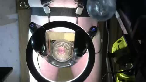 Robodickmilker online show from February 18, 3:31 am