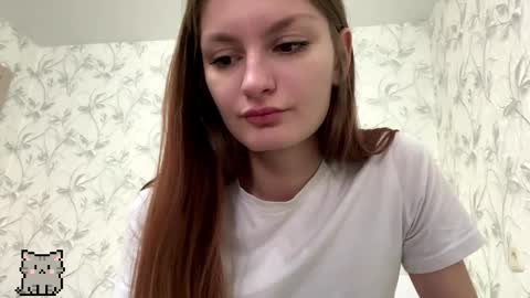 robynsentinella online show from January 14, 6:32 am