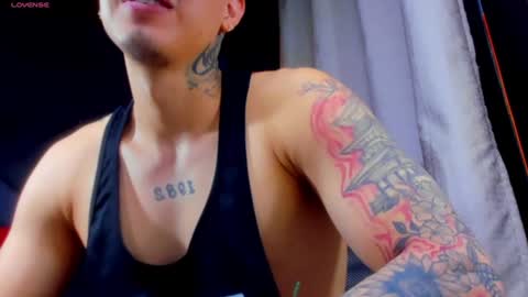 rocco_santos online show from June 26, 6:57 pm